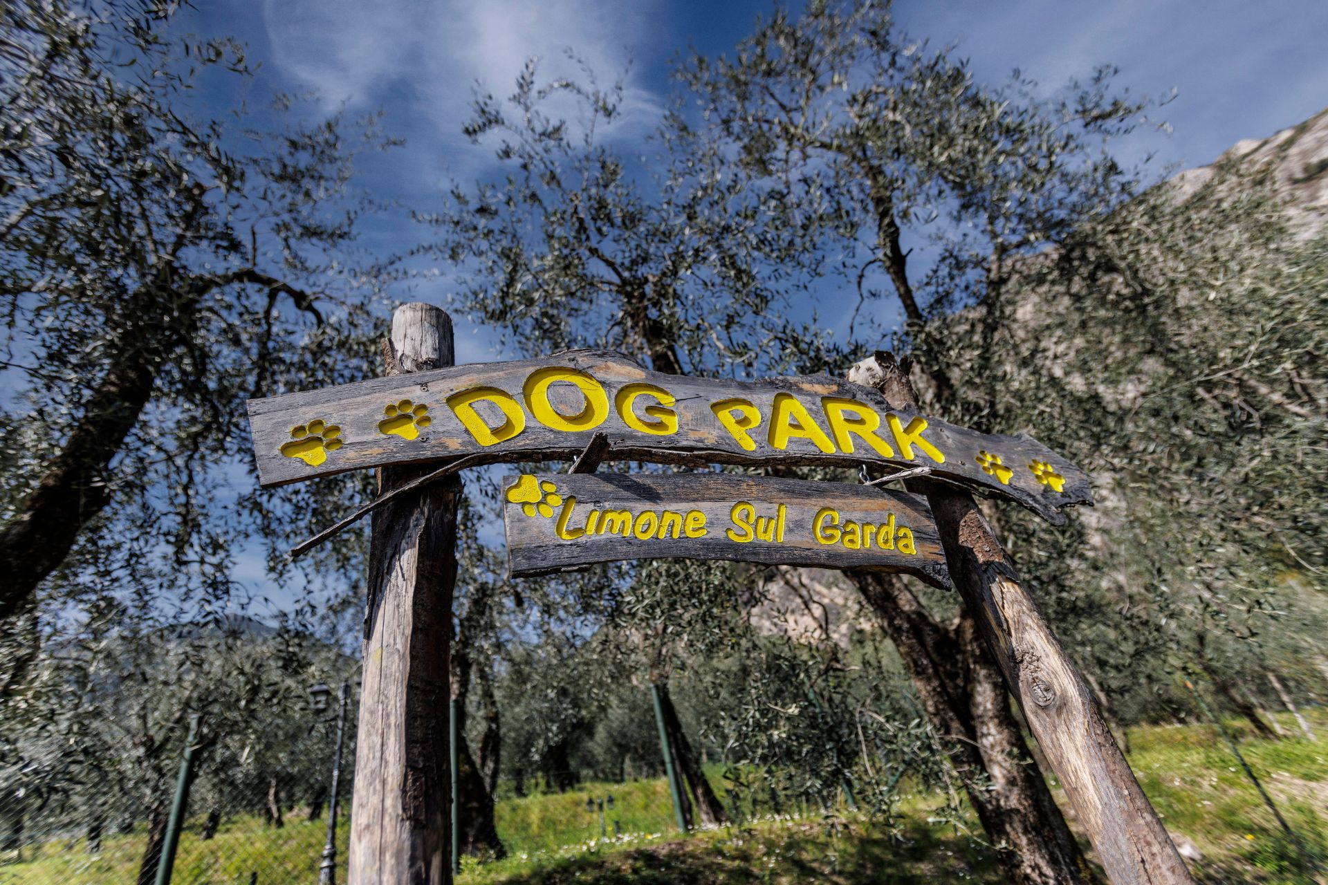 dogparkvisitlimone