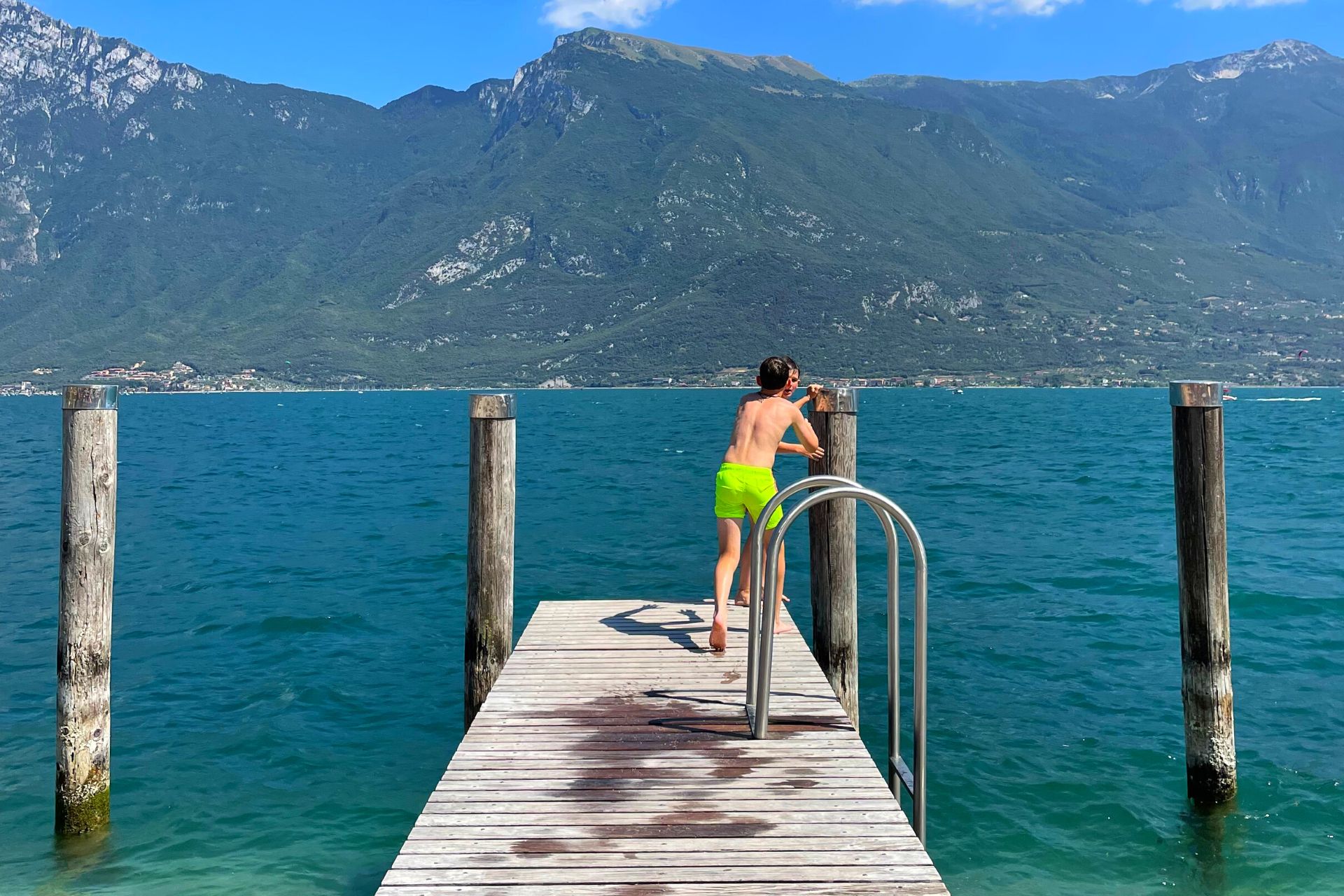 beach july limone 2022 kids playing